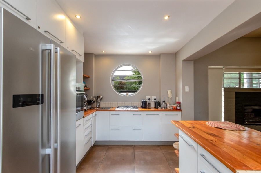 To Let 3 Bedroom Property for Rent in Mowbray Western Cape